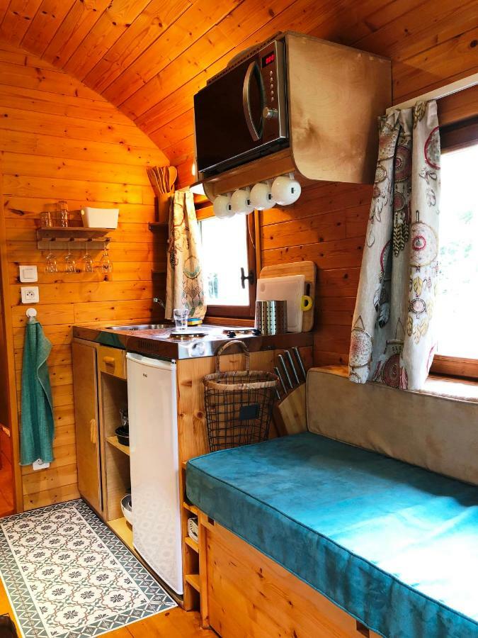 Millygite Chalet-On-Wheels By The River Экстерьер фото